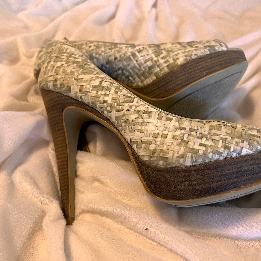 Michael Kors women cork upper